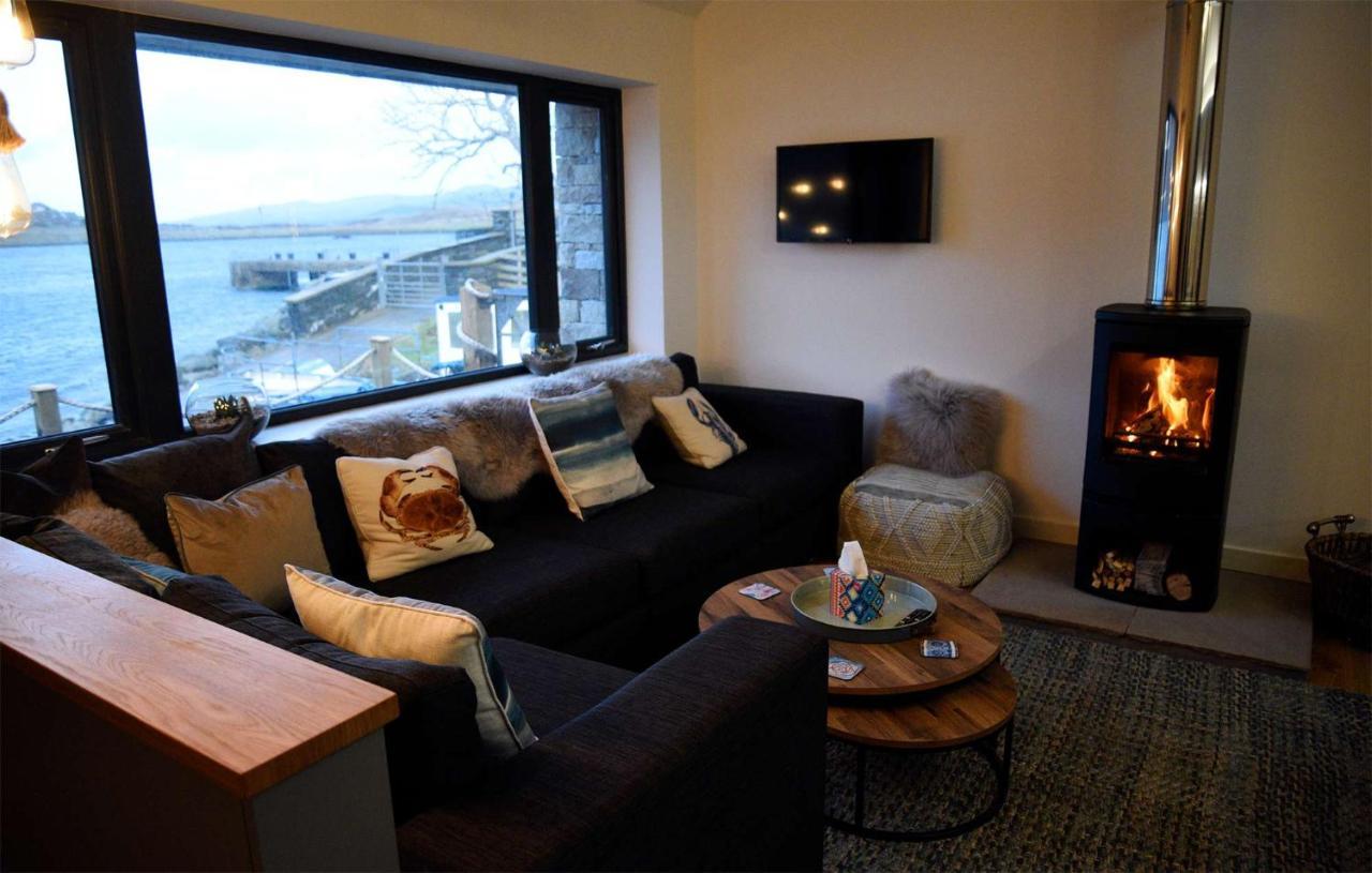 Lodge On The Loch Sconser Bagian luar foto
