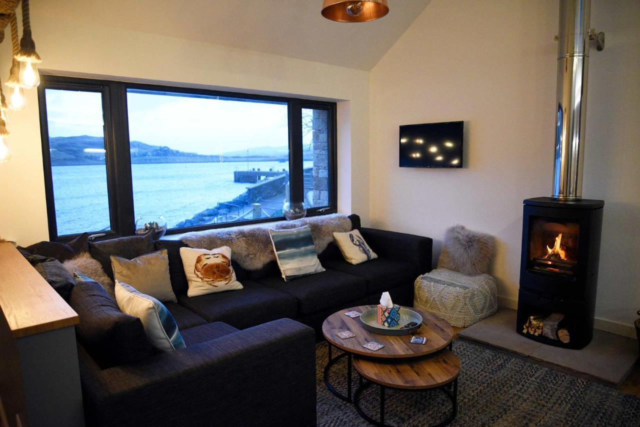 Lodge On The Loch Sconser Bagian luar foto