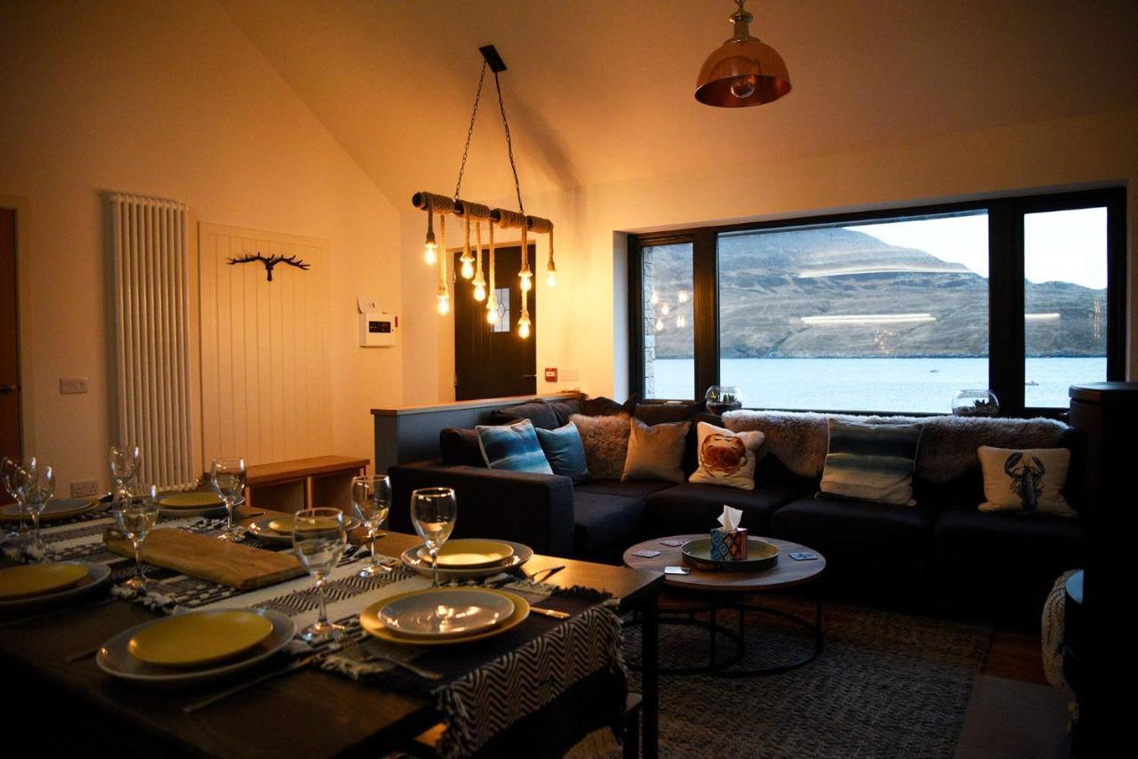 Lodge On The Loch Sconser Bagian luar foto
