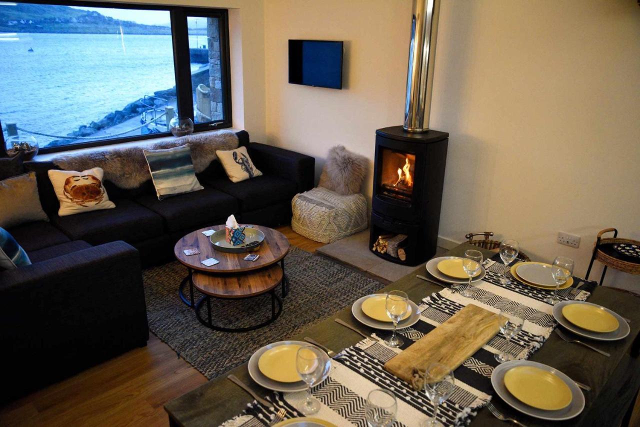 Lodge On The Loch Sconser Bagian luar foto